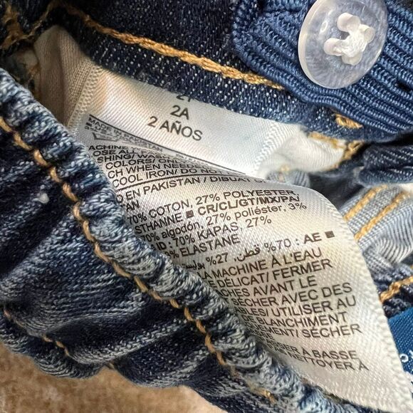 Old Navy Distressed Jegging - Picture 5 of 5